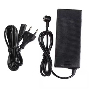 Зарядное устройство (2A) для Xiaomi Mi 4 / Mi 4 Pro (магнитное)