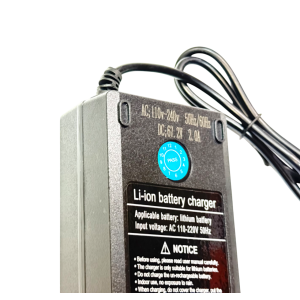 Зарядное устройство 67.2V 2A GX16 (с кулером) для электросамокатов